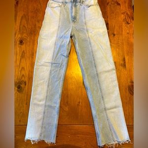 Hollister Ultra High Rise Dad Jeans